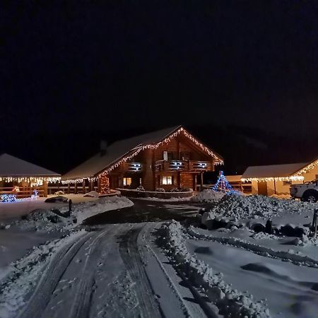 Casa De Poveste 스체비차 외부 사진